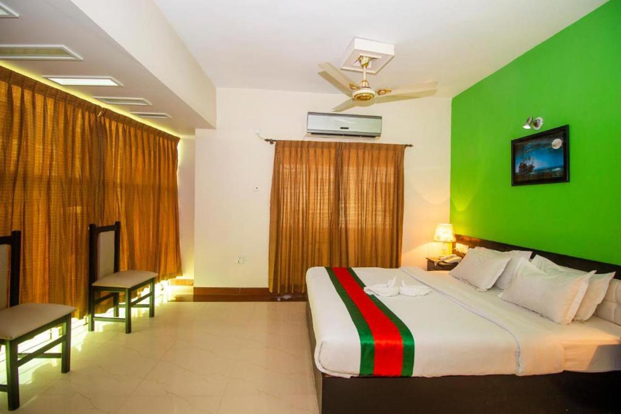 Hotel The Rahmania International Dhaka Exteriör bild